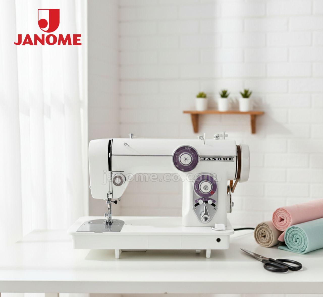 چرخ خیاطی و گلدوزی ژانومه استوک ژاپن مدل 672